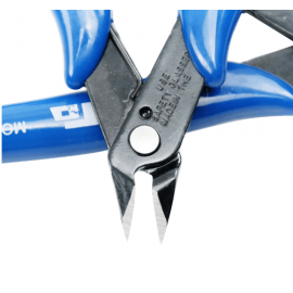 Cutting pliers