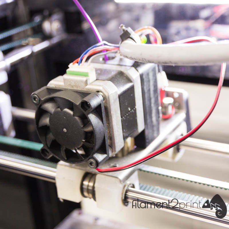 Ventilador del motor para impresora 3D instalado