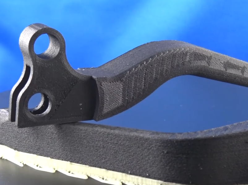 Pièces imprimées en 3D avec le filament 3NTR Carbon+