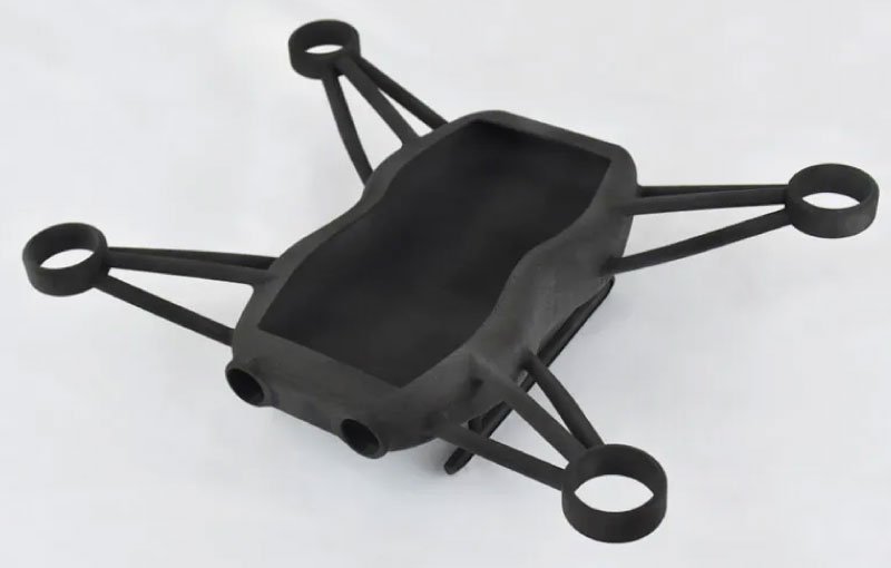 Struttura di un drone stampata con la polvere tecnica PA11 CF Nera