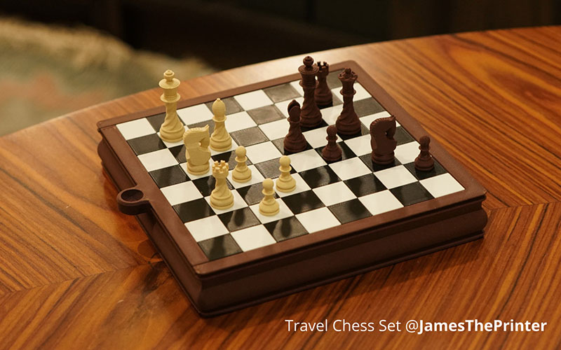 Ajedrez de viaje impreso con el filameno PLA Wood