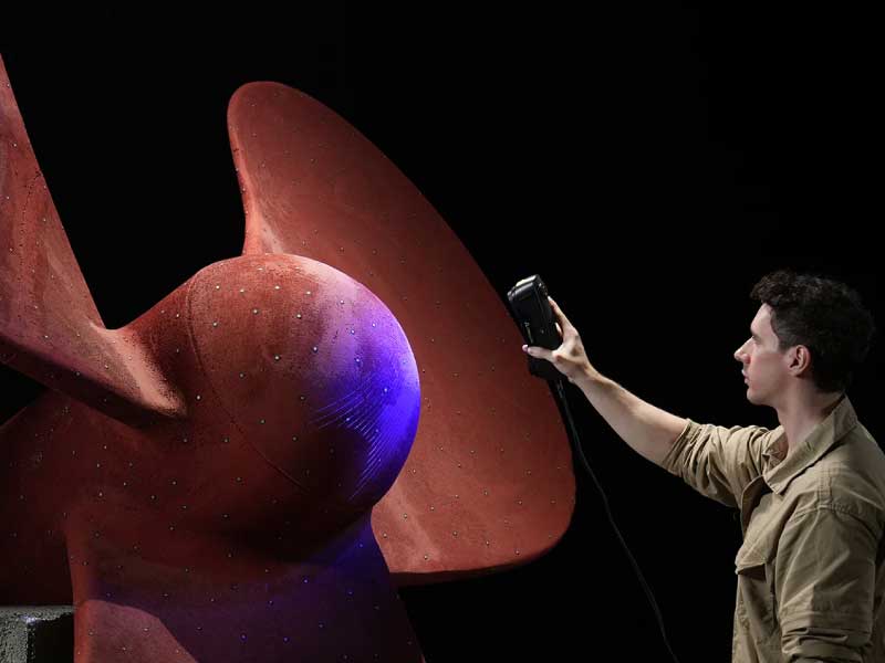 Creality Sermoon X1 utilizza 7 linee laser blu parallele per catturare rapidamente i dettagli più fini di strutture complesse.