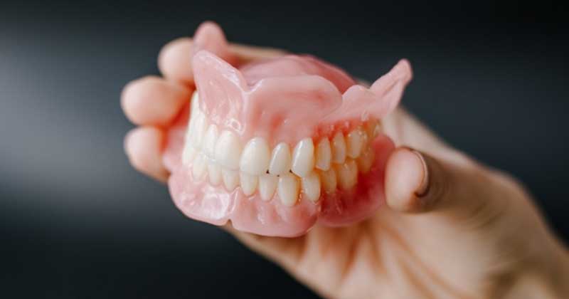 Piezas impresas con la resina dental Freeprint Denture Impact