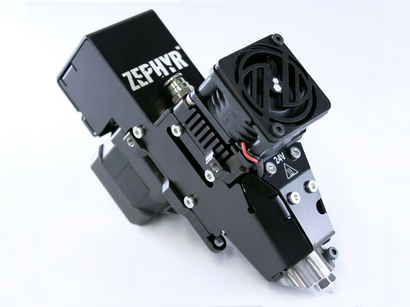 The Zephyr™ extruder’s compact design