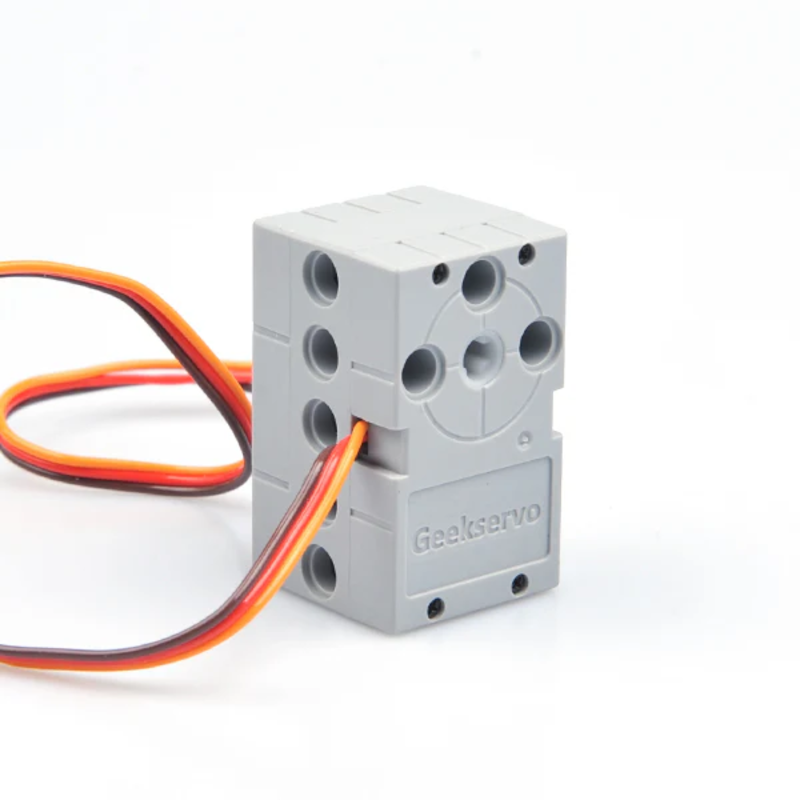 Servo with 360° rotation compatible with building blocks