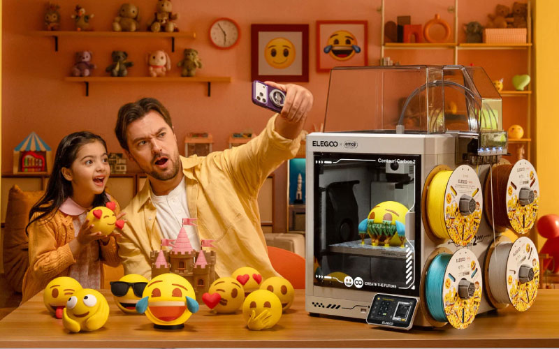 The ELEGOO x emoji Centauri Carbon 2 is perfect for family sharing