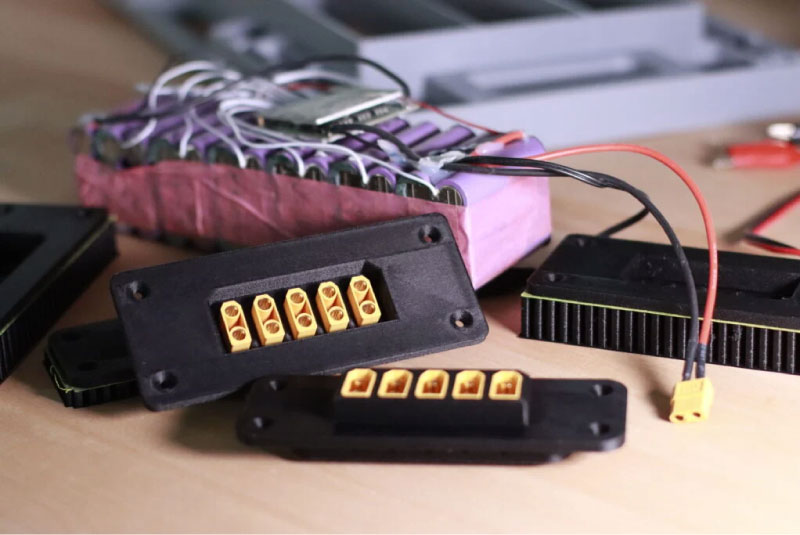 Mit dem Filament Fiberon PA612-ESD gedruckte Komponenten