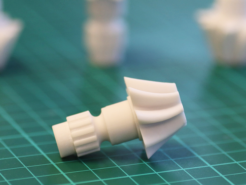 Un engranaje impreso en 3D con la resina Composite-X