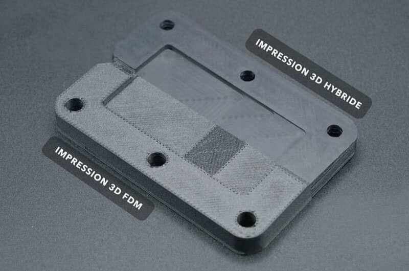La Lucy 300Y combine simultanément la fabrication additive et soustractive pour produire des pièces complexes avec des finitions de surface allant jusqu'à 0,3 μm et des tolérances dimensionnelles de ±0,05 mm, réduisant les temps de fabrication et les coûts de production.