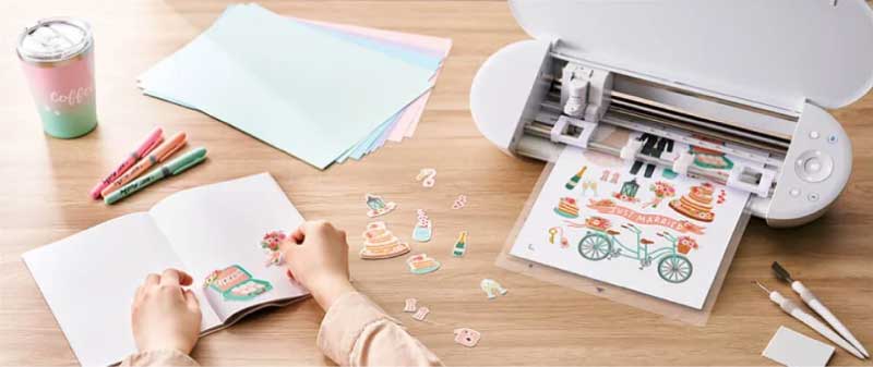 Die verbesserte Vinylhandhabung optimiert den Materialeinsatz, während zeitsparende Funktionen und leiser Betrieb die Effizienz erhöhen.