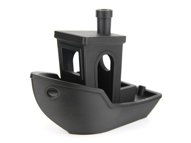 Ein Benchy, gedruckt mit dem PLA Premium Filament in Tiefschwarz