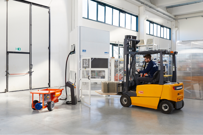 Die robuste Struktur des 3MT CONCRETE 3D-Druckers ermöglicht präzise Drucke