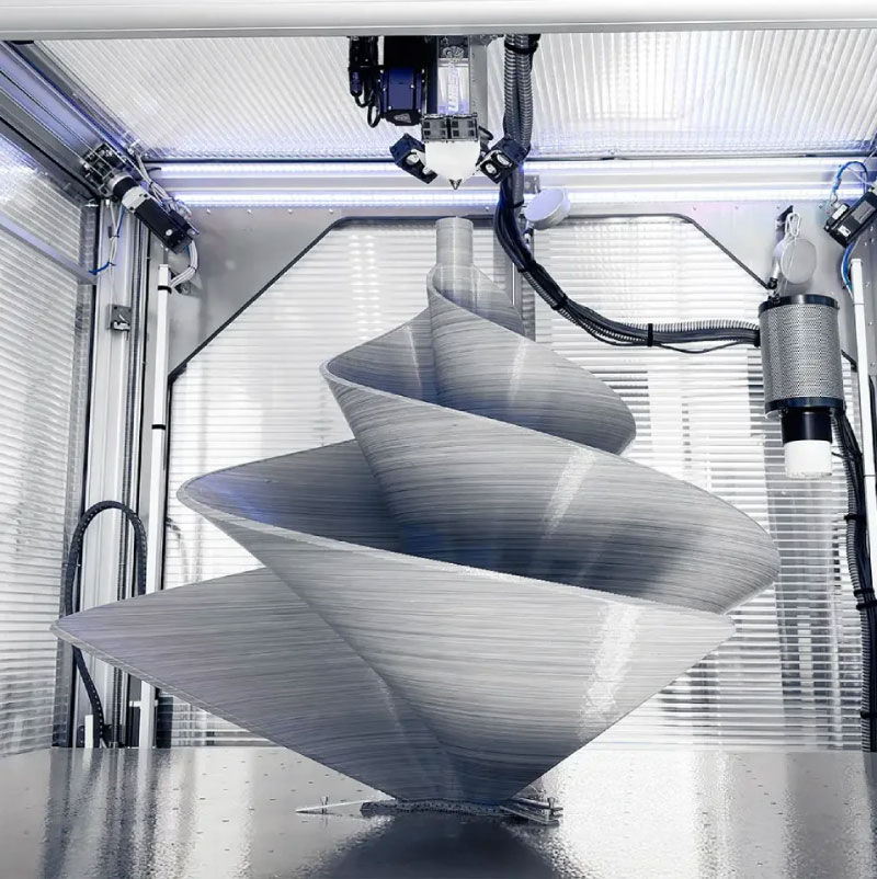 CUBO HDP zeichnet sich durch die Verarbeitung von recycelten und gemischten Materialien aus