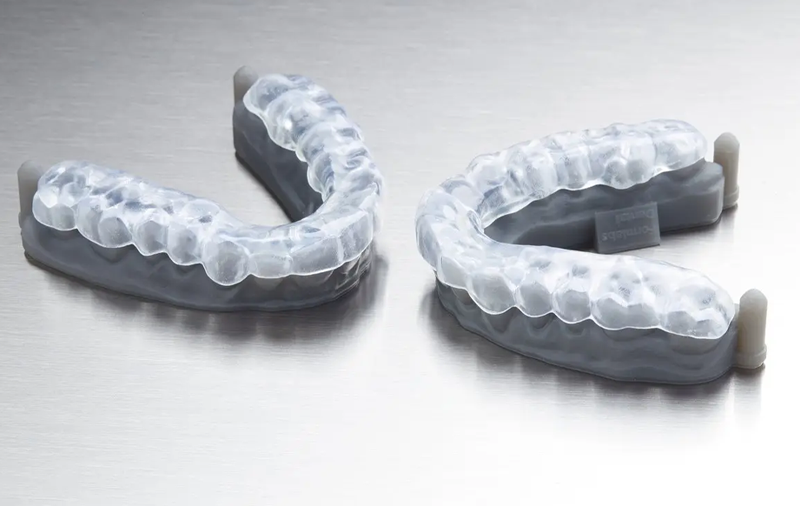 Dental LT Comfort resin can be used to print occlusal splints, flexible splints, or whitening trays.